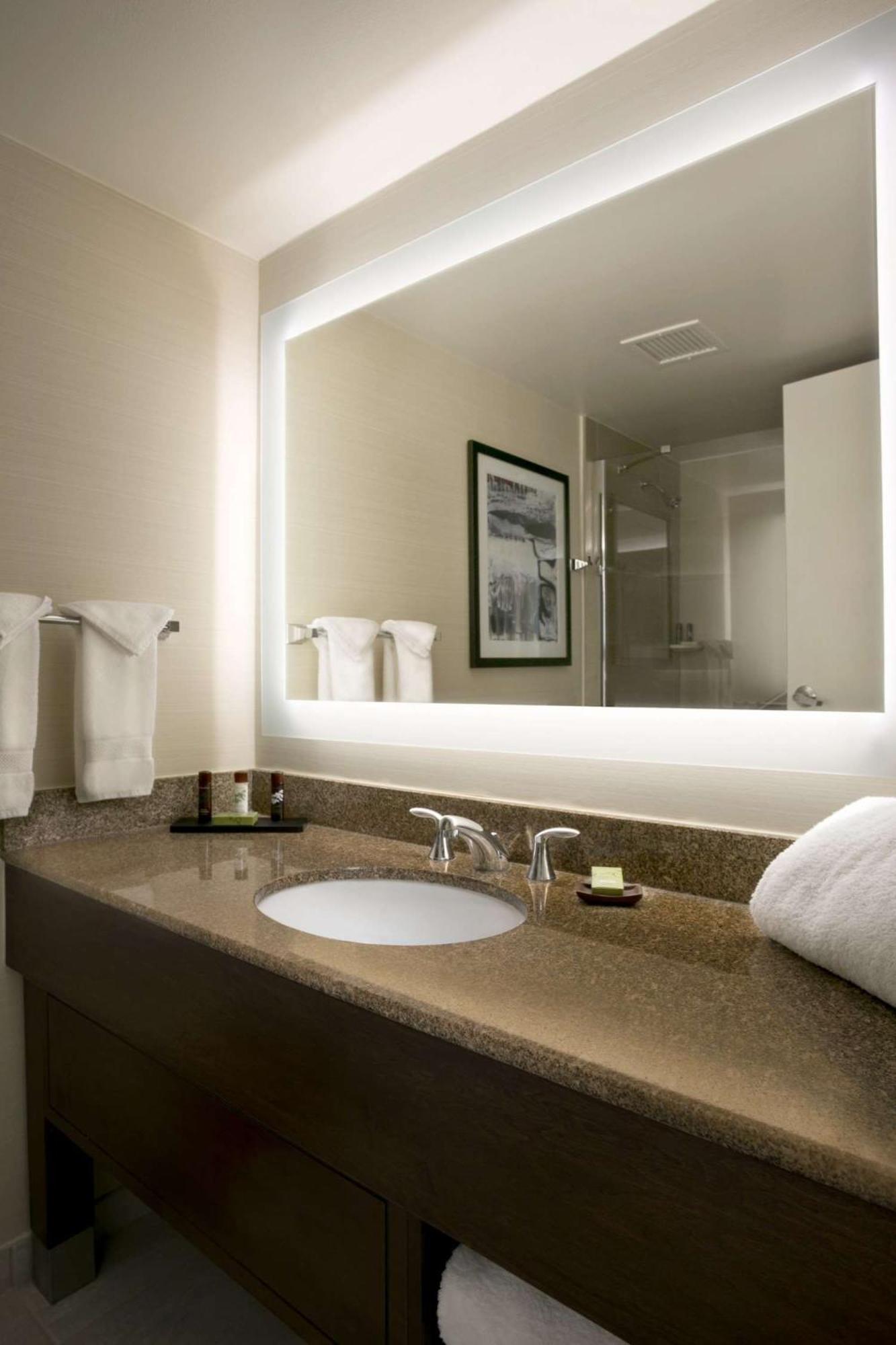 Embassy Suites Cleveland - Beachwood Extérieur photo