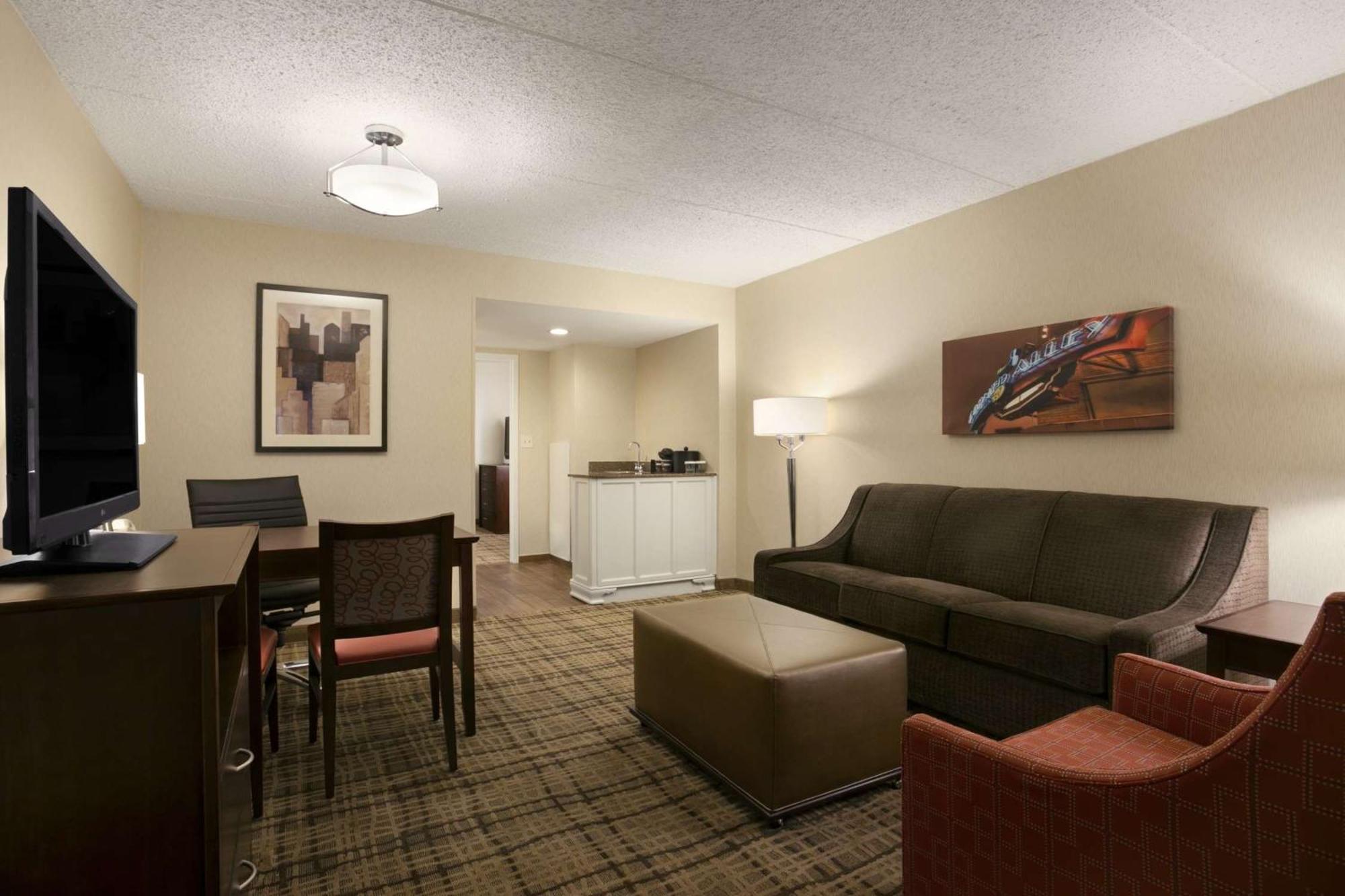Embassy Suites Cleveland - Beachwood Extérieur photo